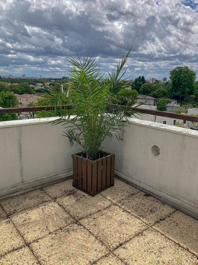Proche Bordeaux Appartement 75 M2 Rooftop Bruges Exterior photo